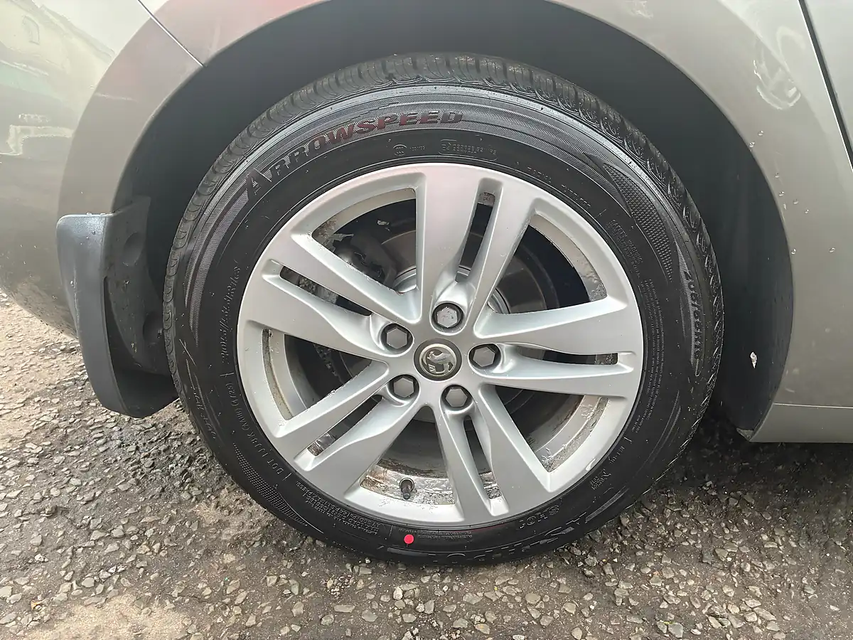 Used 2017 Vauxhall Astra Tech Line Grey - Interior and Exterior details 9