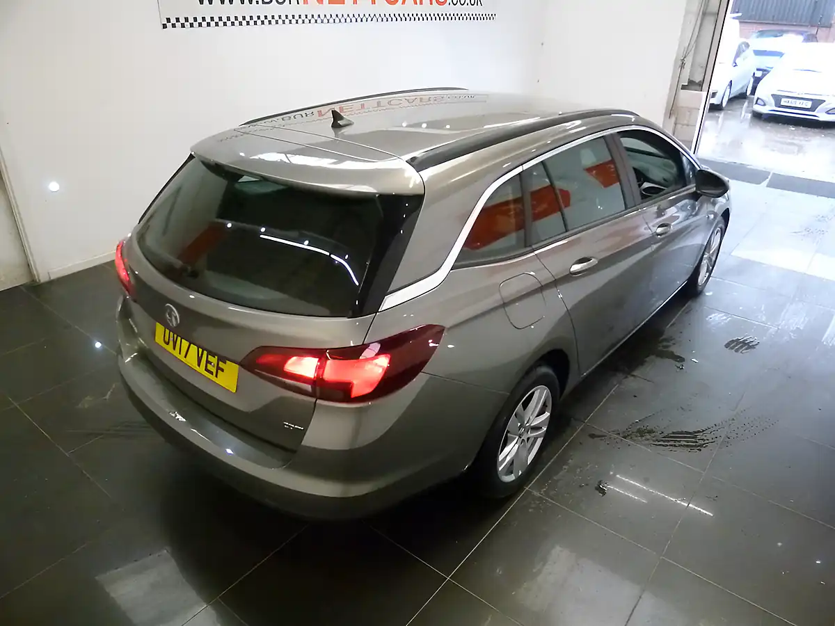 Used 2017 Vauxhall Astra Tech Line Grey - Interior and Exterior details 20