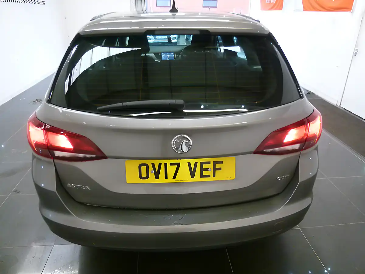 Used 2017 Vauxhall Astra Tech Line Grey - Interior and Exterior details 7