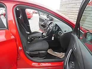 Used 2017 Vauxhall Astra Tech Line Lava Red - Interior and Exterior details 11