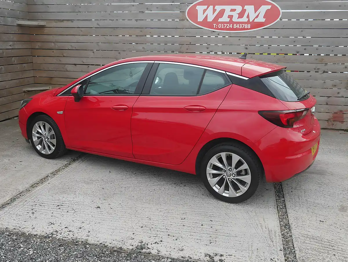 Used 2017 Vauxhall Astra Tech Line Lava Red - Interior and Exterior details 7