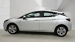 Used 2017 Vauxhall Astra Tech Line Silver - Interior and Exterior details 17