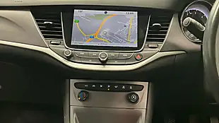 Used 2017 Vauxhall Astra Tech Line Silver - Interior and Exterior details 7