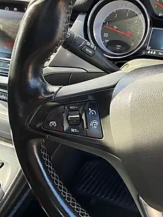 Used 2017 Vauxhall Astra Tech Line Silver - Interior and Exterior details 5