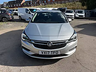 Used 2017 Vauxhall Astra Tech Line Silver - Interior and Exterior details 9