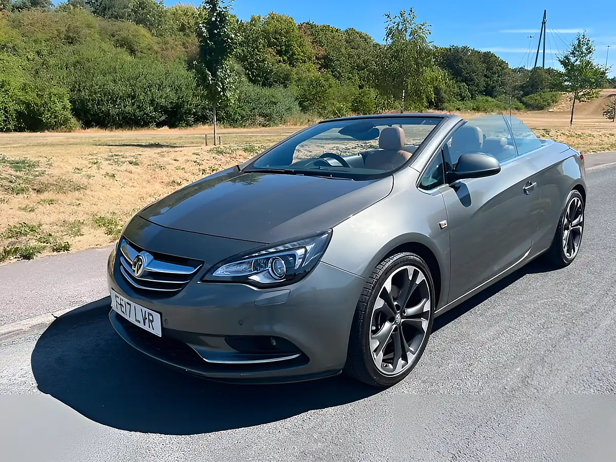 Used 2017 Vauxhall Cascada Elite Grey - Interior and Exterior details 5