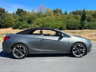Used 2017 Vauxhall Cascada Elite Grey - Interior and Exterior details 7