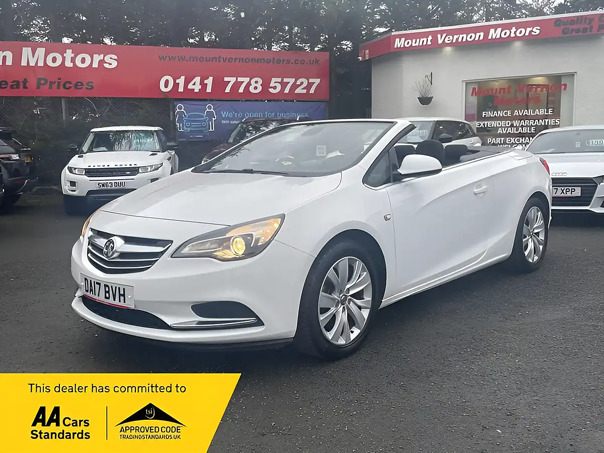 Used 2017 Vauxhall Cascada Se White - Front View