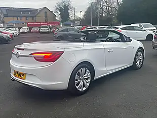 Used 2017 Vauxhall Cascada Se White - Interior and Exterior details 8