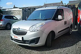 Used 2017 Vauxhall Combo 2000 Sportive Silver - Interior and Exterior details 8