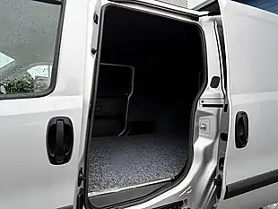 Used 2017 Vauxhall Combo 2300 Ecoflex Silver - Interior and Exterior details 10