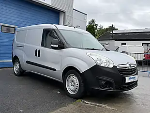 Used 2017 Vauxhall Combo 2300 Ecoflex Silver - Interior and Exterior details 4