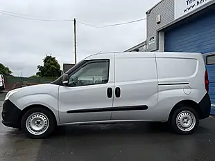 Used 2017 Vauxhall Combo 2300 Ecoflex Silver - Interior and Exterior details 6