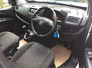 Used 2017 Vauxhall Combo Ecoflex White - Interior and Exterior details 11