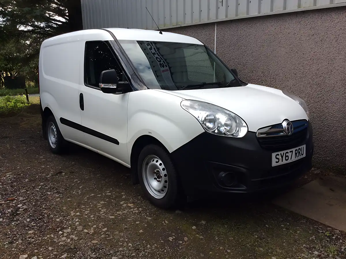 Used 2017 Vauxhall Combo Ecoflex White - Interior and Exterior details 2