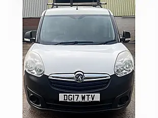 Used 2017 Vauxhall Combo Panel Van L1 H2 White - Interior and Exterior details 15