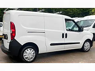 Used 2017 Vauxhall Combo Panel Van L1 H2 White - Interior and Exterior details 7