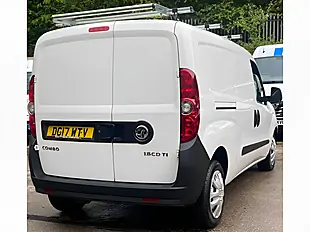 Used 2017 Vauxhall Combo Panel Van L1 H2 White - Interior and Exterior details 9