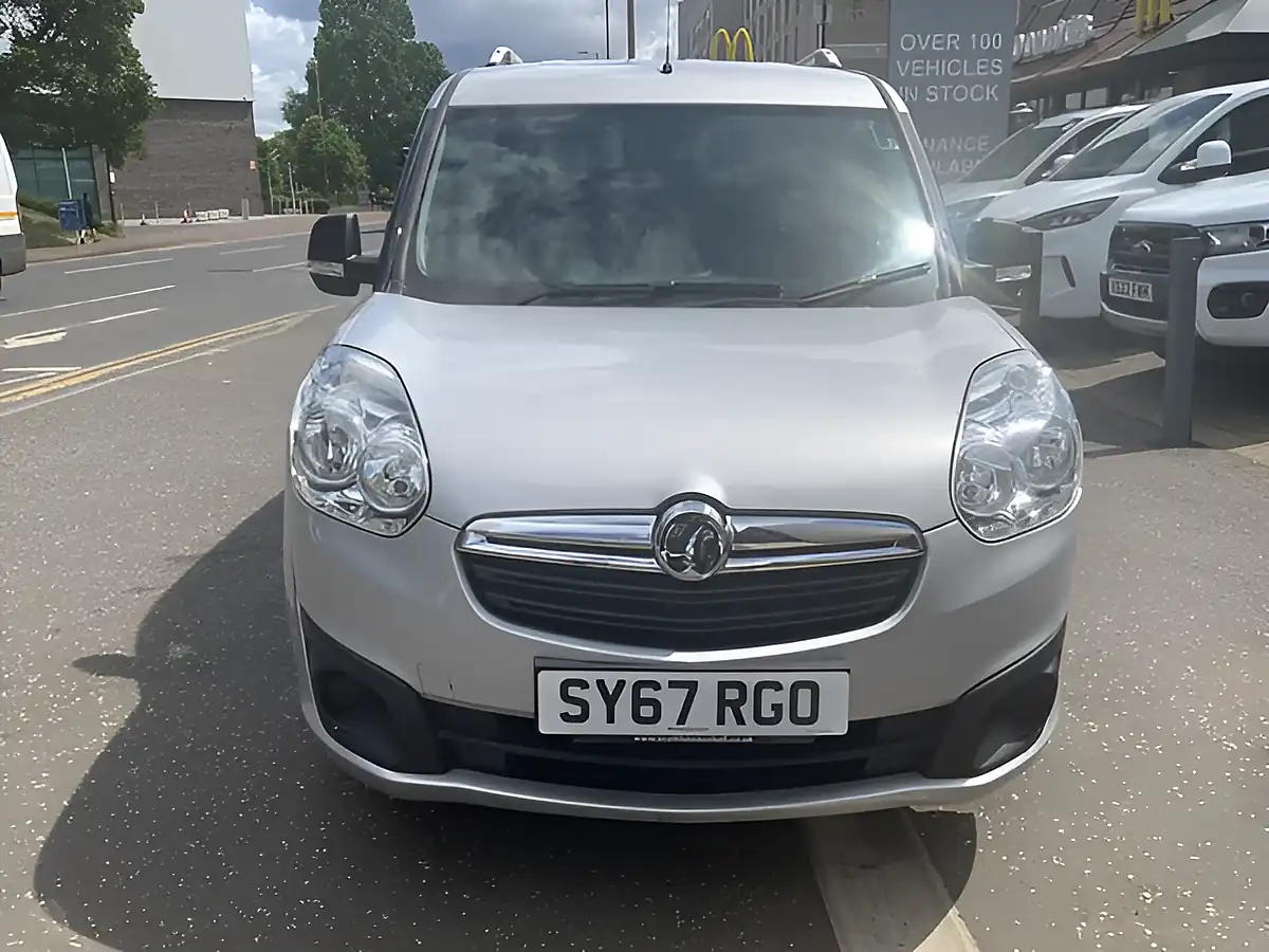 Used 2017 Vauxhall Combo Silver - Interior and Exterior details 2