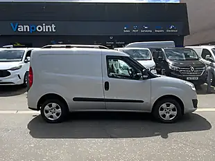 Used 2017 Vauxhall Combo Silver - Interior and Exterior details 7