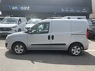 Used 2017 Vauxhall Combo Silver - Interior and Exterior details 8