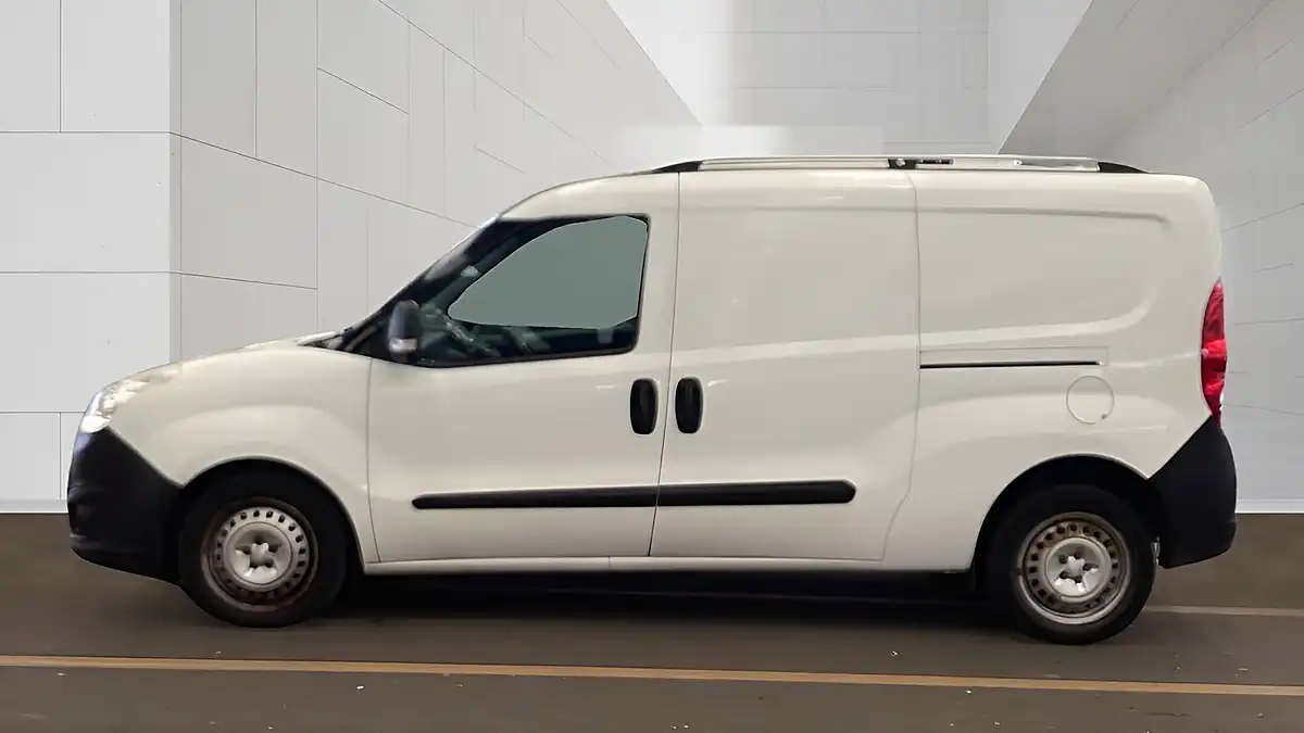 Used 2017 Vauxhall Combo Sportive - Interior and Exterior details 6