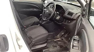 Used 2017 Vauxhall Combo Sportive - Interior and Exterior details 9