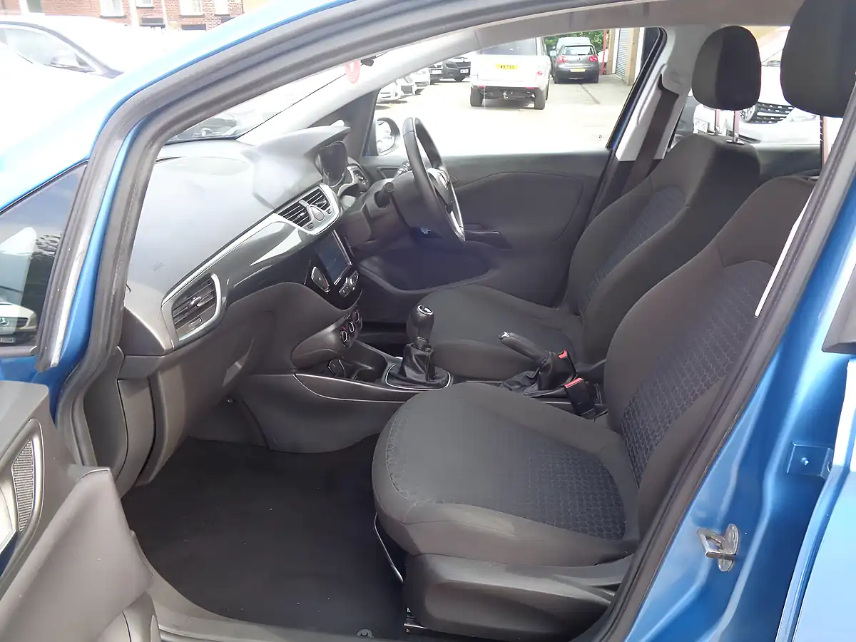 Used 2017 Vauxhall Corsa Design Blue - Interior and Exterior details 12