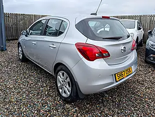 Used 2017 Vauxhall Corsa Design Silver - Interior and Exterior details 4