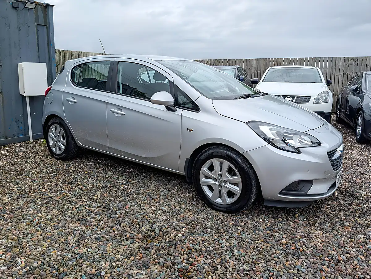 Used 2017 Vauxhall Corsa Design Silver - Interior and Exterior details 5