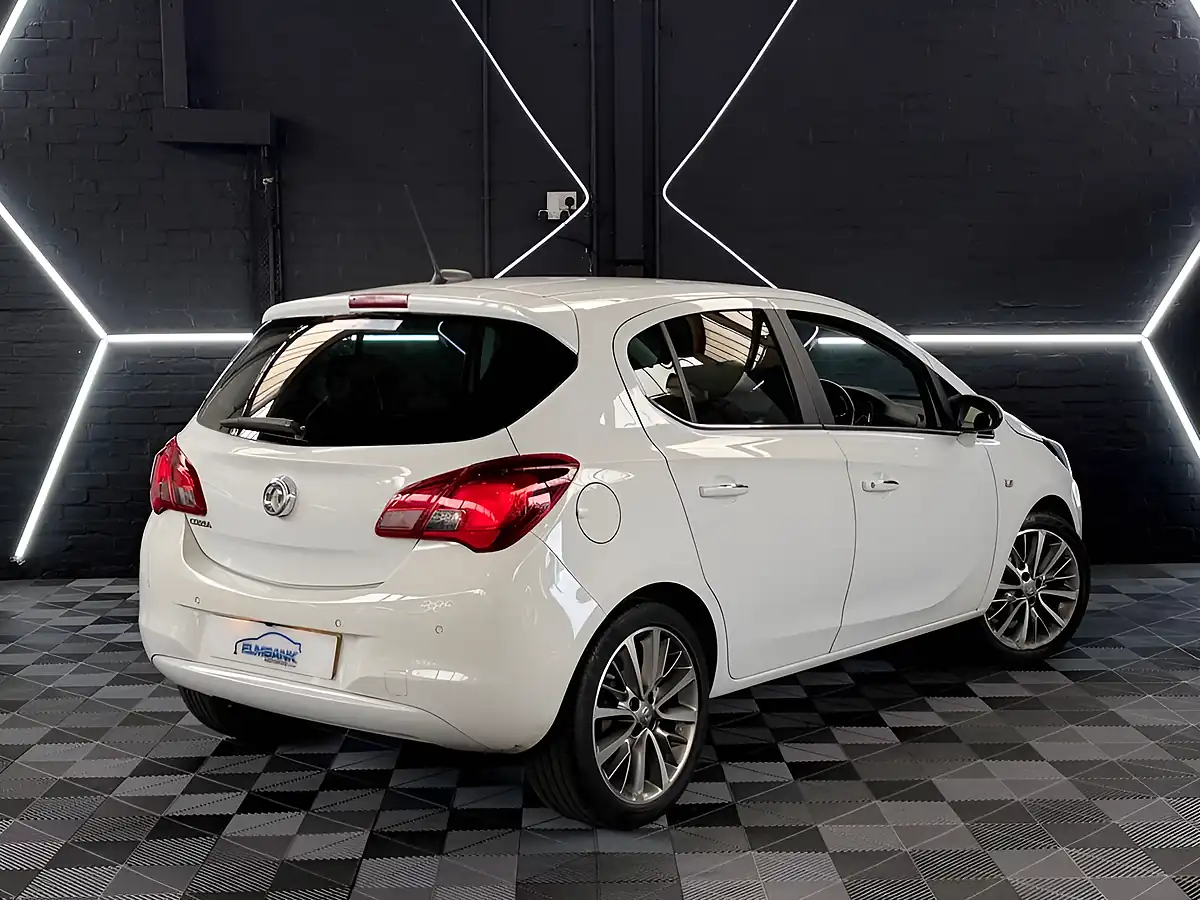 Used 2017 Vauxhall Corsa Elite Summit White - Interior and Exterior details 16