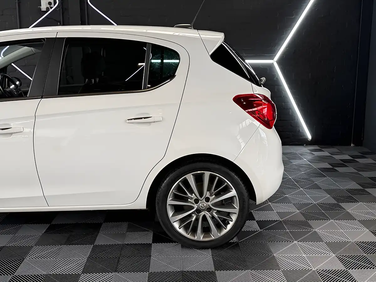 Used 2017 Vauxhall Corsa Elite Summit White - Interior and Exterior details 6