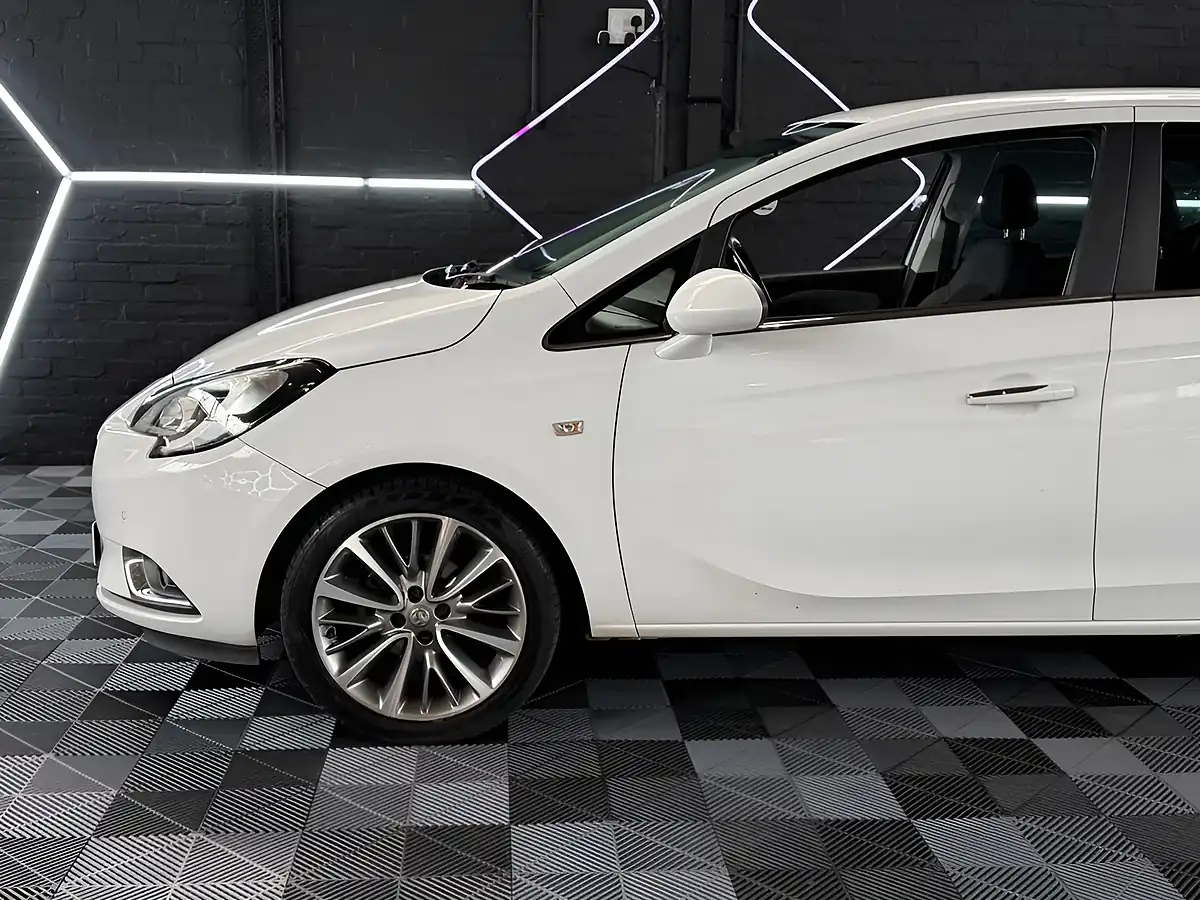 Used 2017 Vauxhall Corsa Elite Summit White - Interior and Exterior details 7