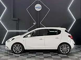Used 2017 Vauxhall Corsa Elite Summit White - Interior and Exterior details 9