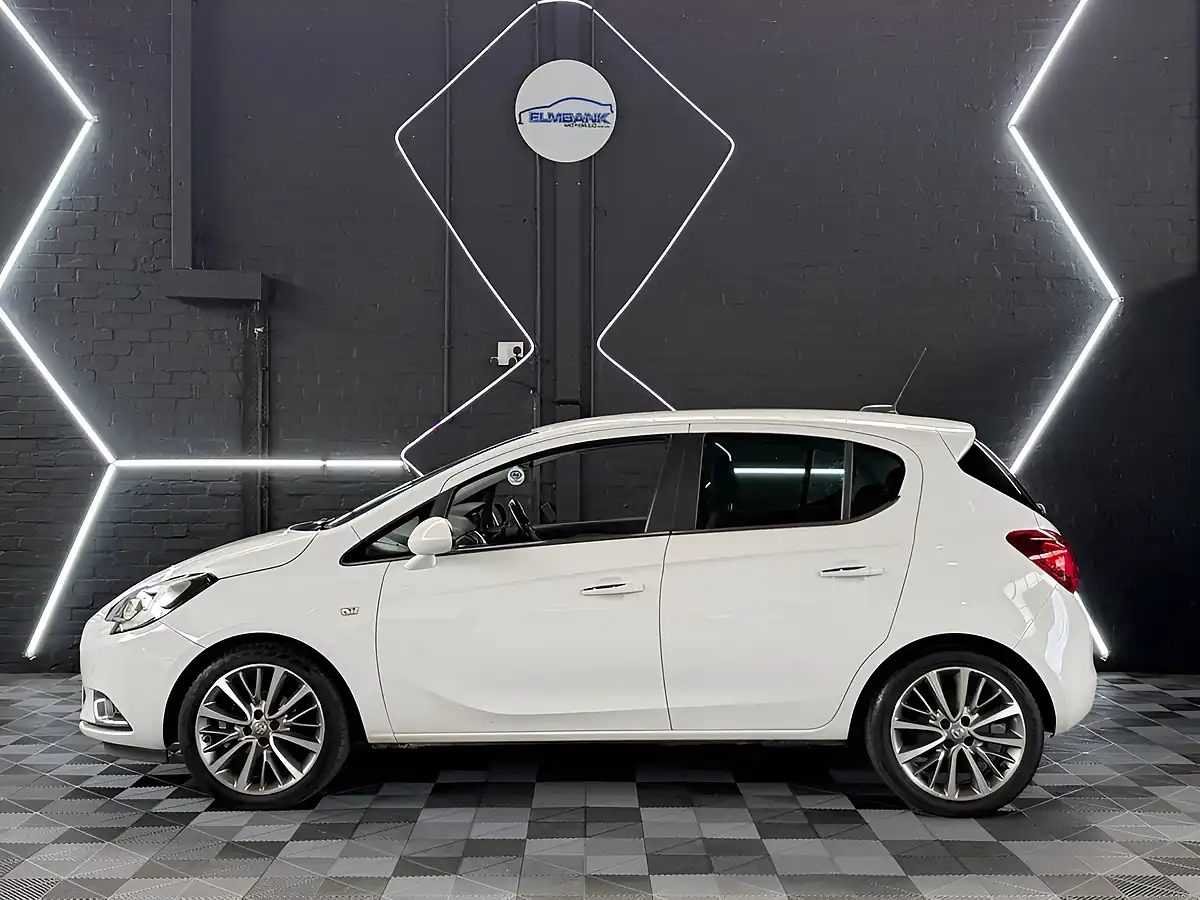 Used 2017 Vauxhall Corsa Elite Summit White - Interior and Exterior details 9