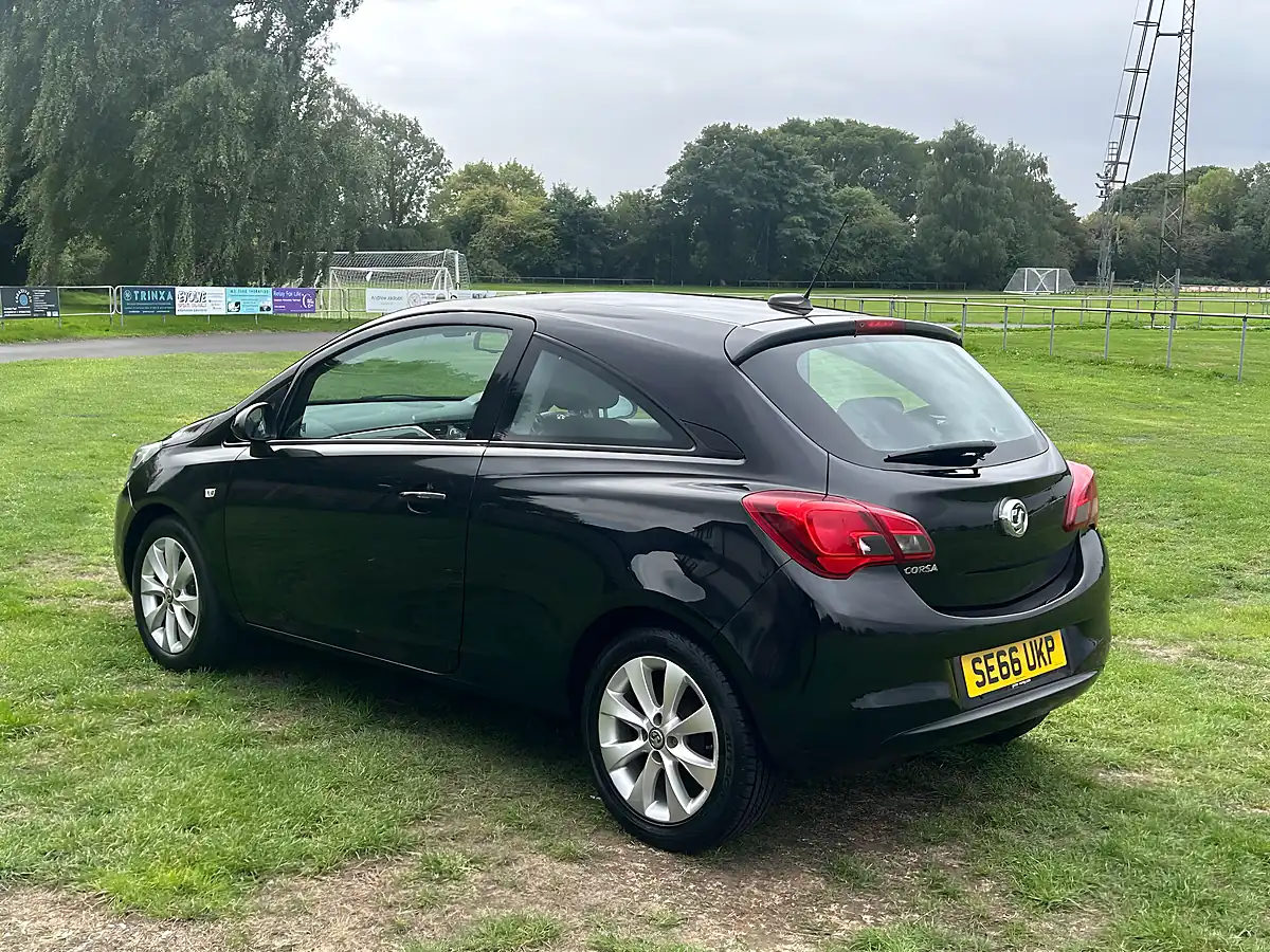 Used 2017 Vauxhall Corsa Energy Ac Black - Interior and Exterior details 7