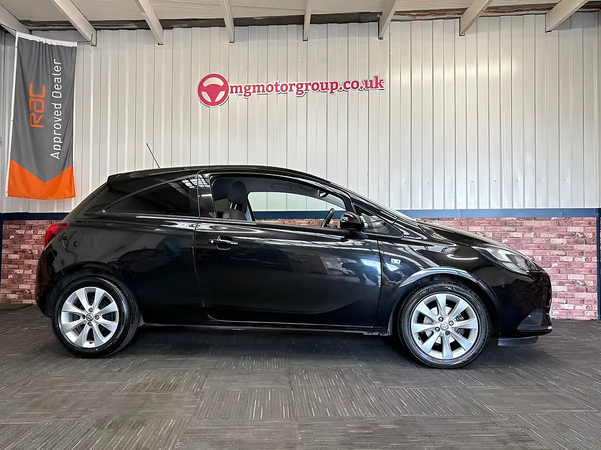 Used 2017 Vauxhall Corsa Energy Black - Interior and Exterior details 11