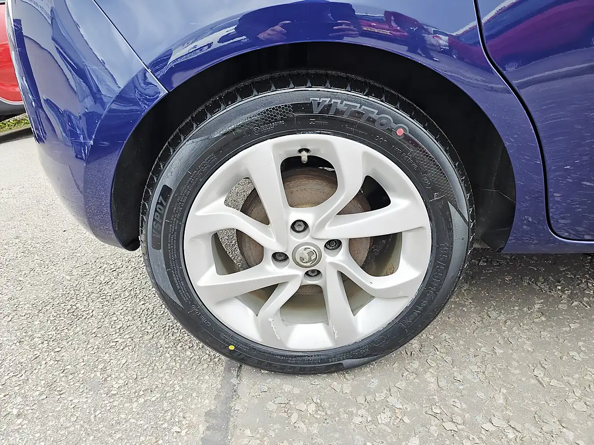 Used 2017 Vauxhall Corsa Energy Blue - Interior and Exterior details 16