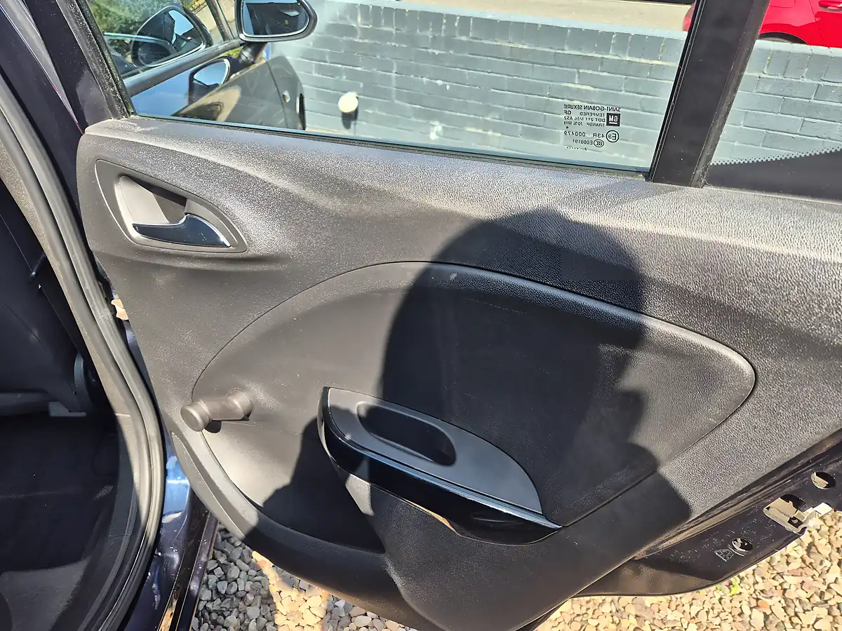 Used 2017 Vauxhall Corsa Energy Blue - Interior and Exterior details 16