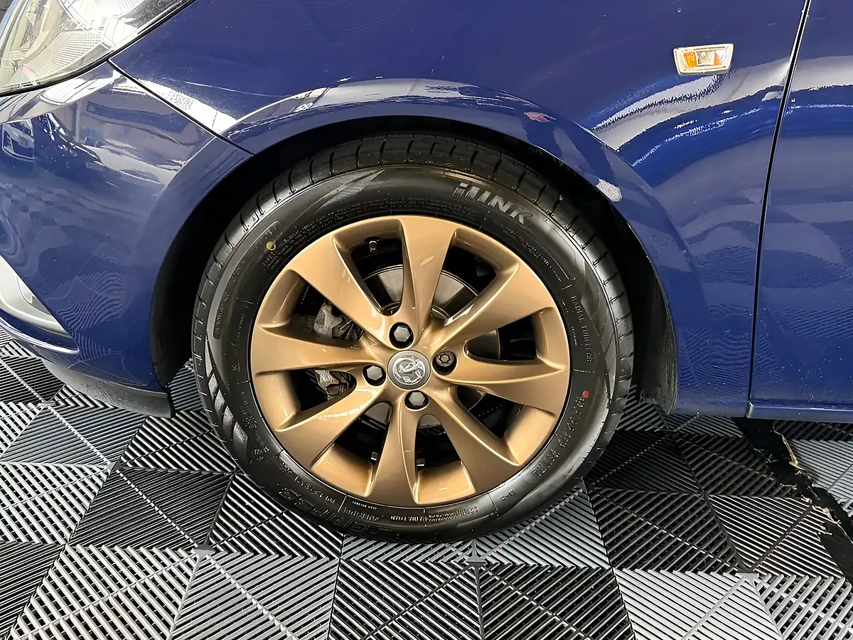 Used 2017 Vauxhall Corsa Energy Blue - Interior and Exterior details 9