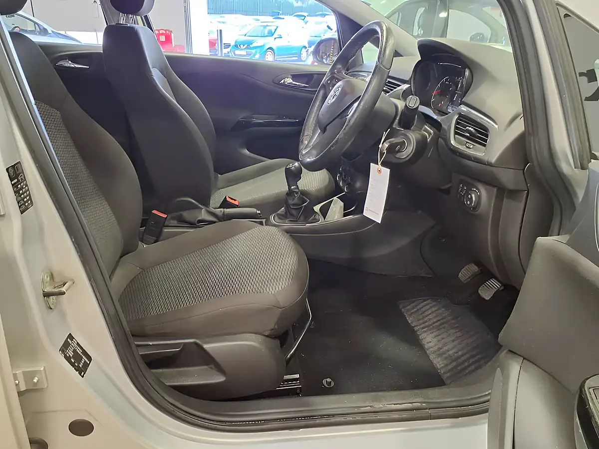 Used 2017 Vauxhall Corsa Energy Silver - Interior and Exterior details 6