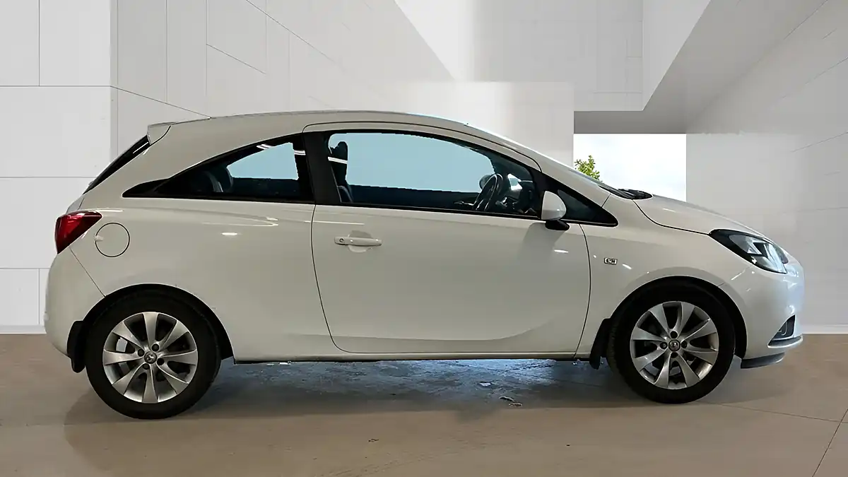 Used 2017 Vauxhall Corsa Energy White - Interior and Exterior details 14