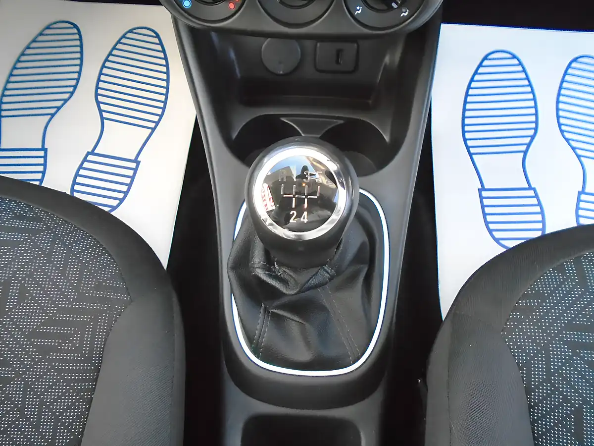 Used 2017 Vauxhall Corsa Energy White - Interior and Exterior details 16