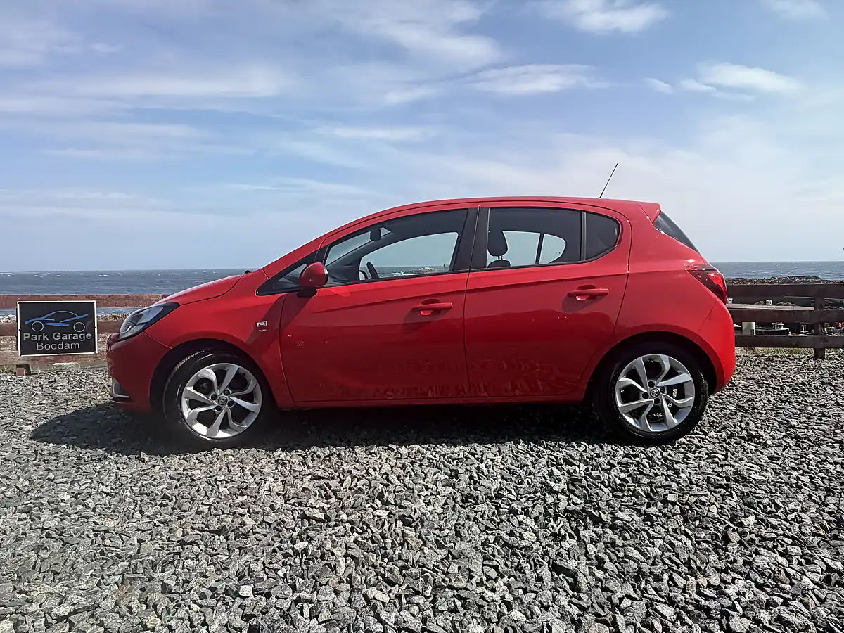 Used 2017 Vauxhall Corsa Hatchback Red - Interior and Exterior details 9