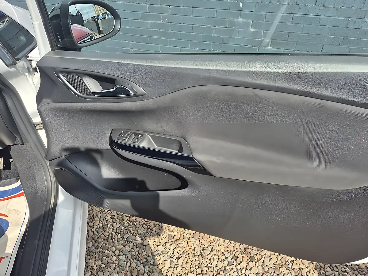 Used 2017 Vauxhall Corsa Limited Edition White - Interior and Exterior details 15