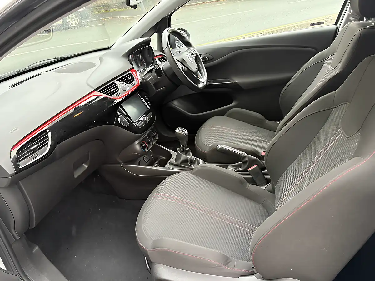 Used 2017 Vauxhall Corsa Limited Edition White - Interior and Exterior details 5