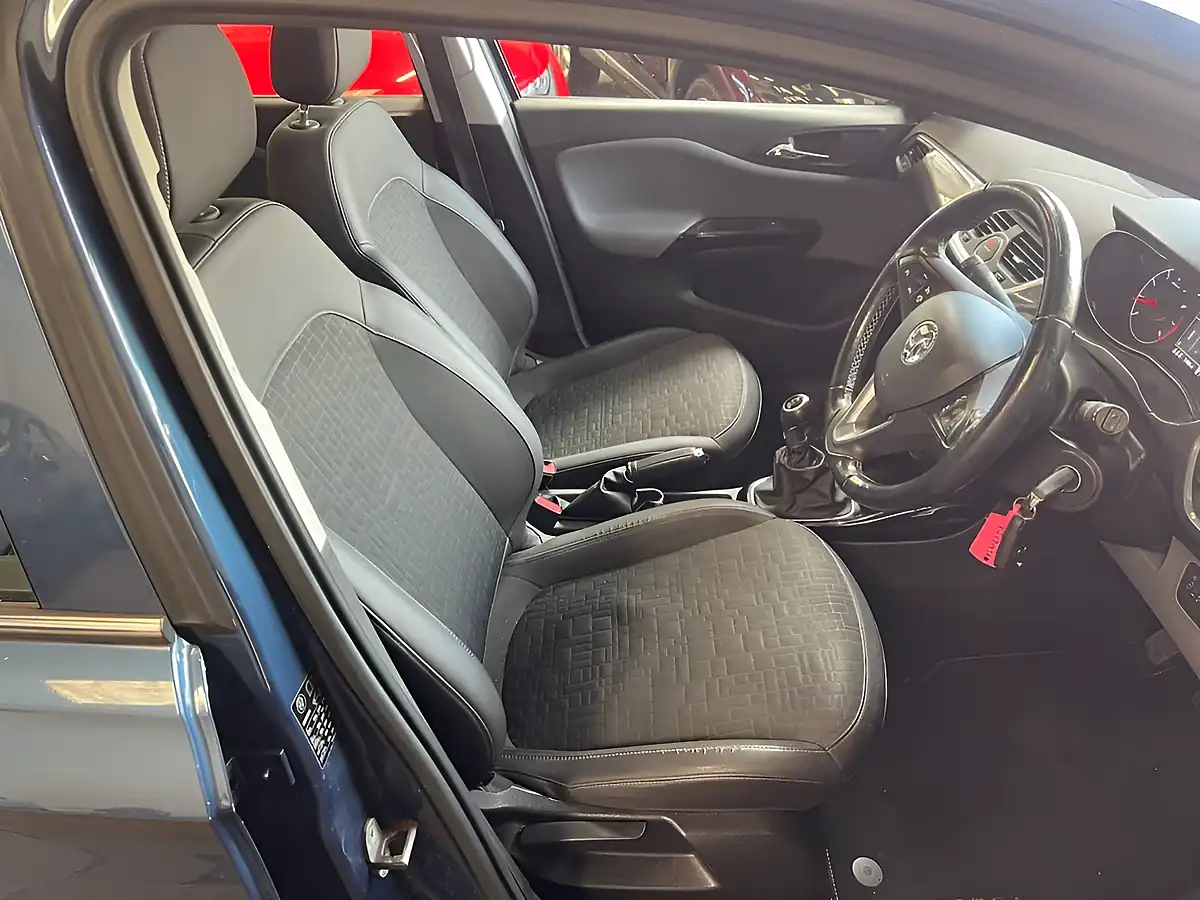 Used 2017 Vauxhall Corsa Se Blue - Interior and Exterior details 10