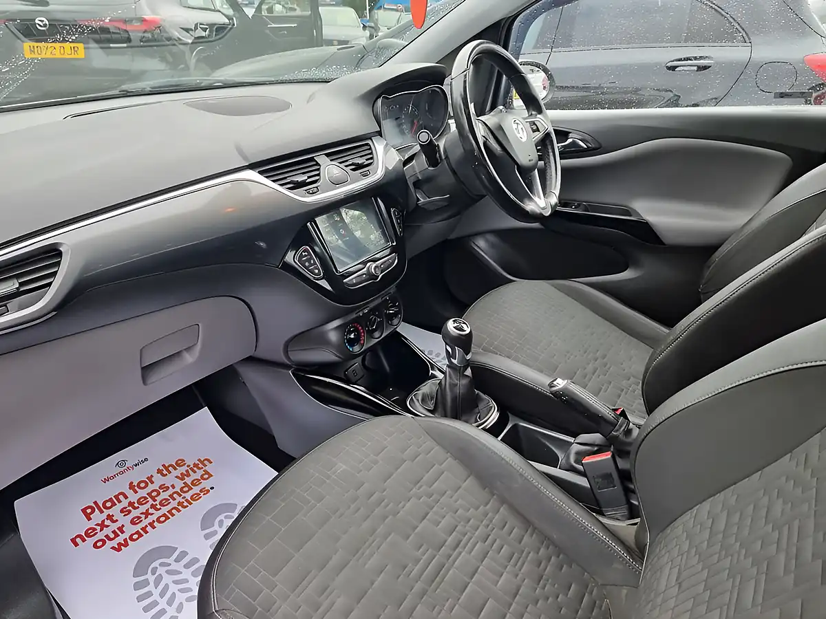 Used 2017 Vauxhall Corsa Se Silver - Interior and Exterior details 11