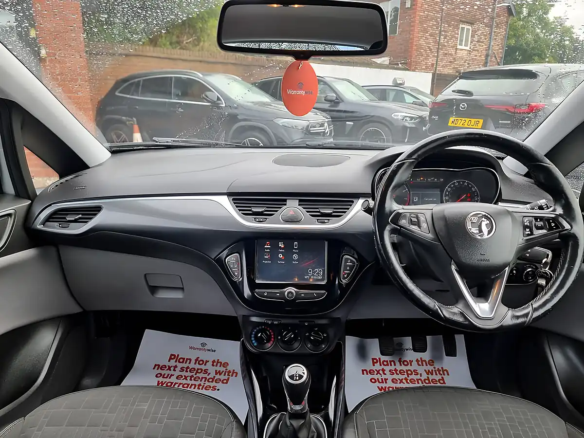 Used 2017 Vauxhall Corsa Se Silver - Interior and Exterior details 3
