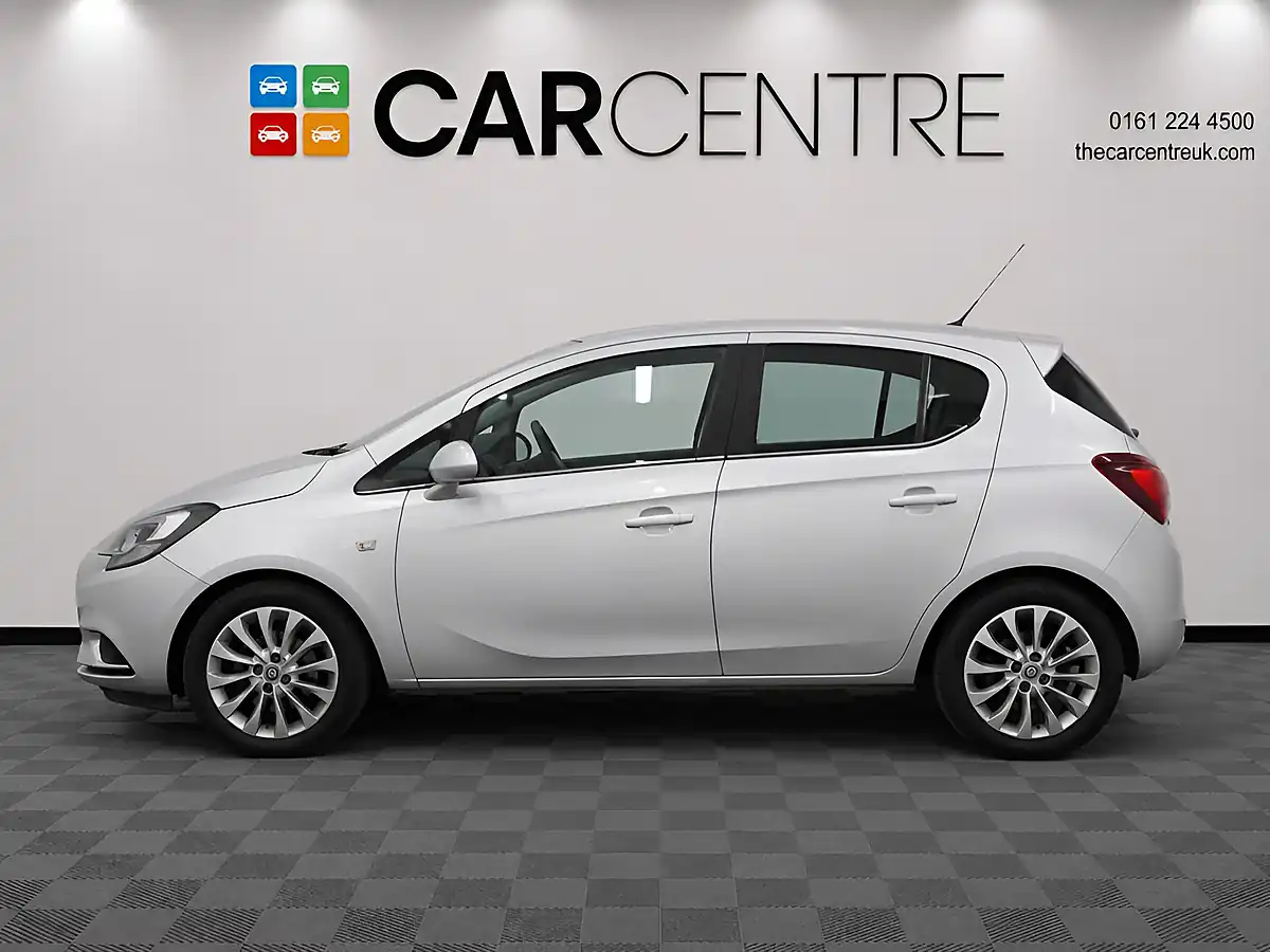 Used 2017 Vauxhall Corsa Se Silver - Interior and Exterior details 7